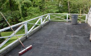 Flat-roof-with-post-and-railing