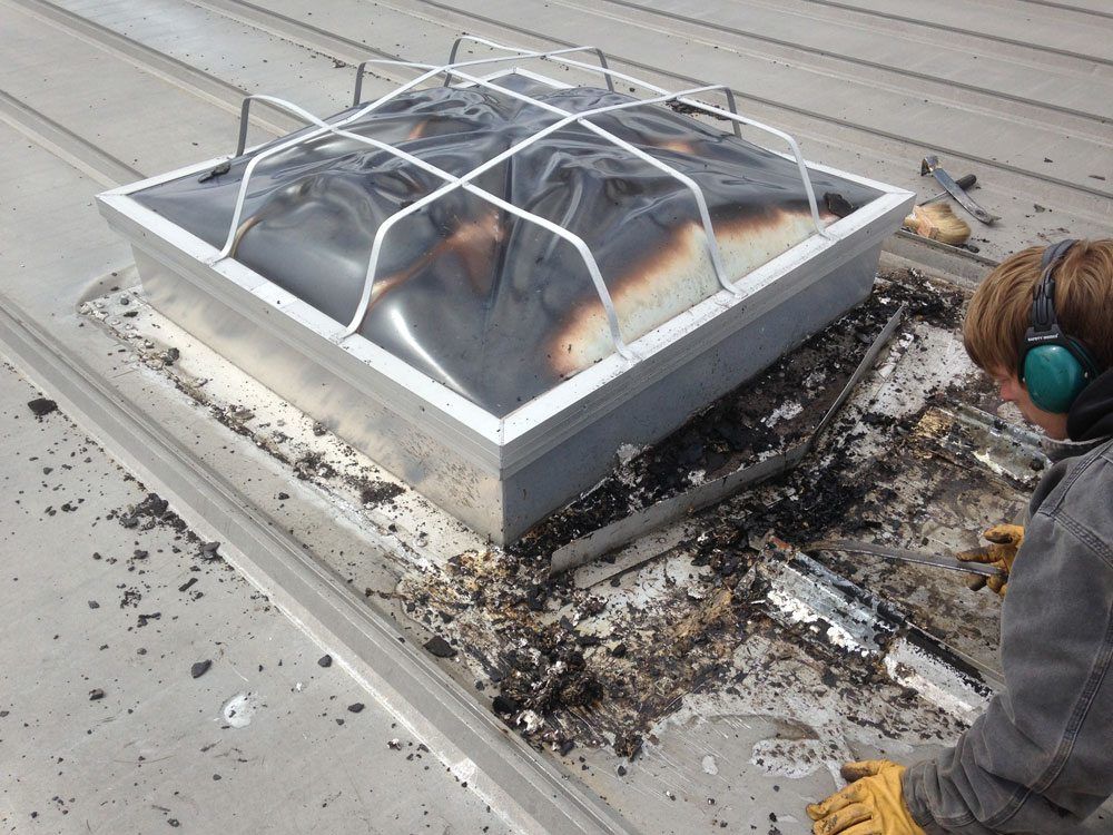 Skylight-metal-roof-flashing-cleared