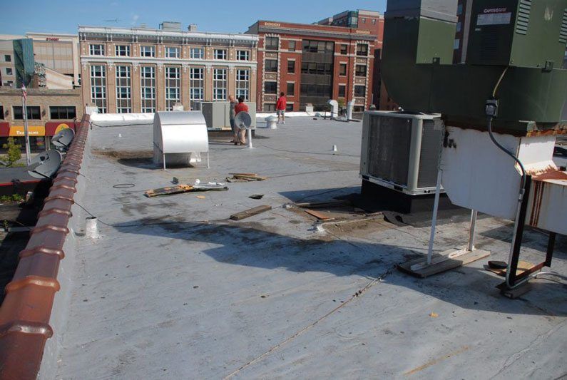 Rubber Roofs - Comparison: Torch Down vs EPDM 1