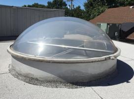 Round-Domed-Skylight for a flat roof repair